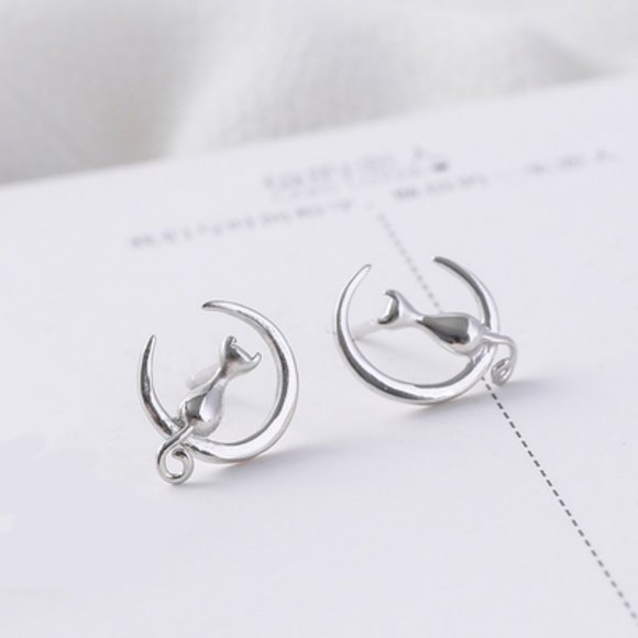 NEW 925 Sterling Silver Cat Moon Earrings - Picture 3 of 6